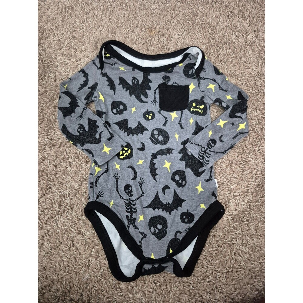 Little sleepies play size 6-12M Halloween bodysuit